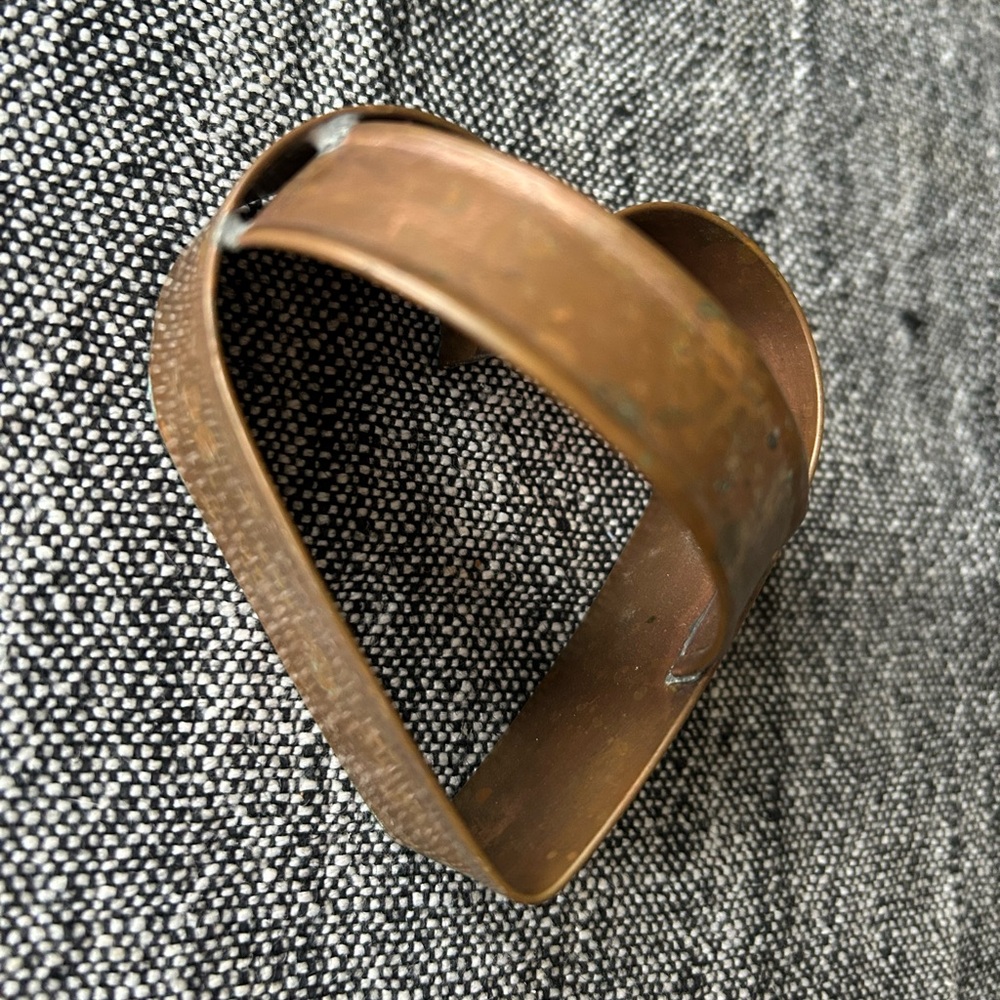 Rustic Heart-Shaped Metal Cookie Cutter - Picture 4 of 8
